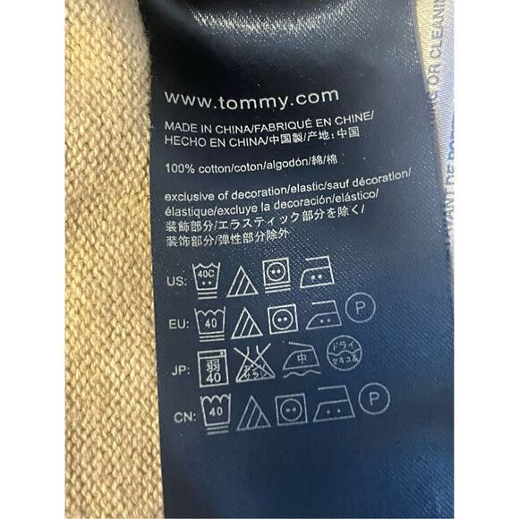 Tommy Hilfiger V-Neck Sand Colored Long Sleeve 100% Cotton Sweater Size M - Picture 11 of 11